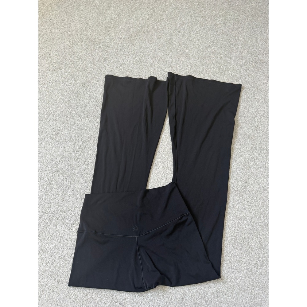 Aerie OFFLINE Athleisure Flare Pants Short Inseam Size L Black Crossover Waist